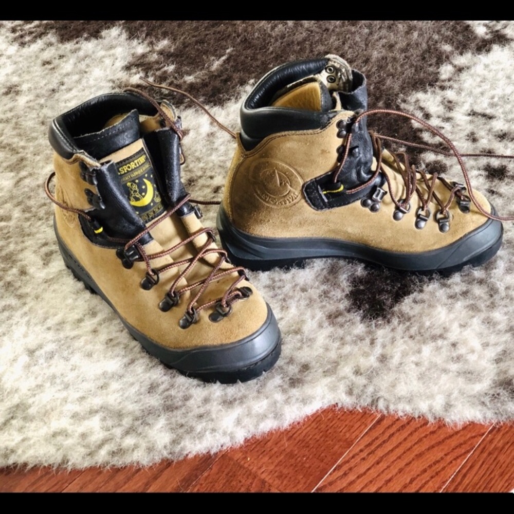 La Sportiva Genuine Leather Hiking Boot